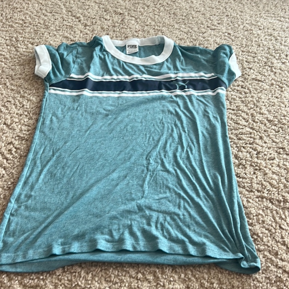 tee